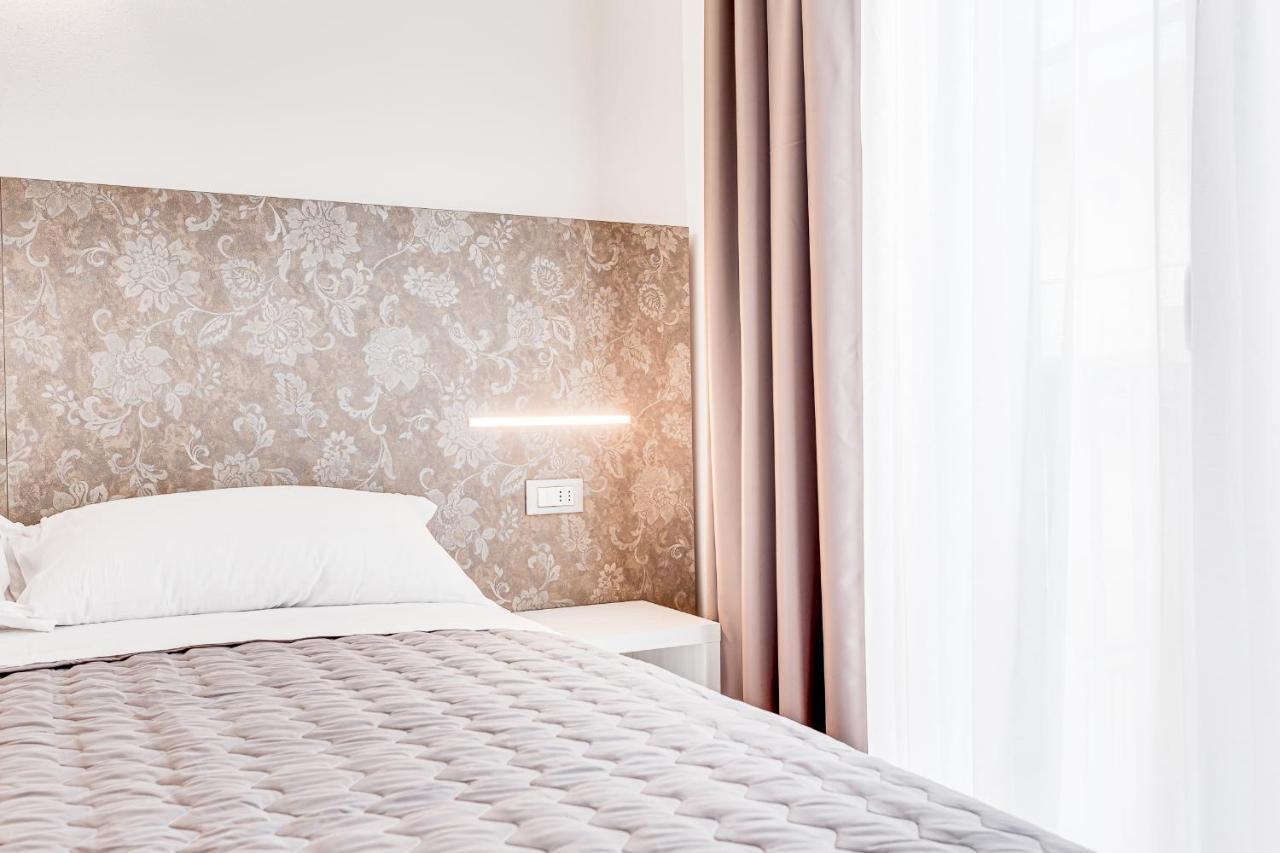 Hotel Belturismo Bellaria-Igea Marina Esterno foto
