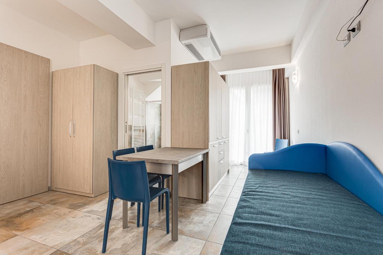 Hotel Belturismo Bellaria-Igea Marina Esterno foto