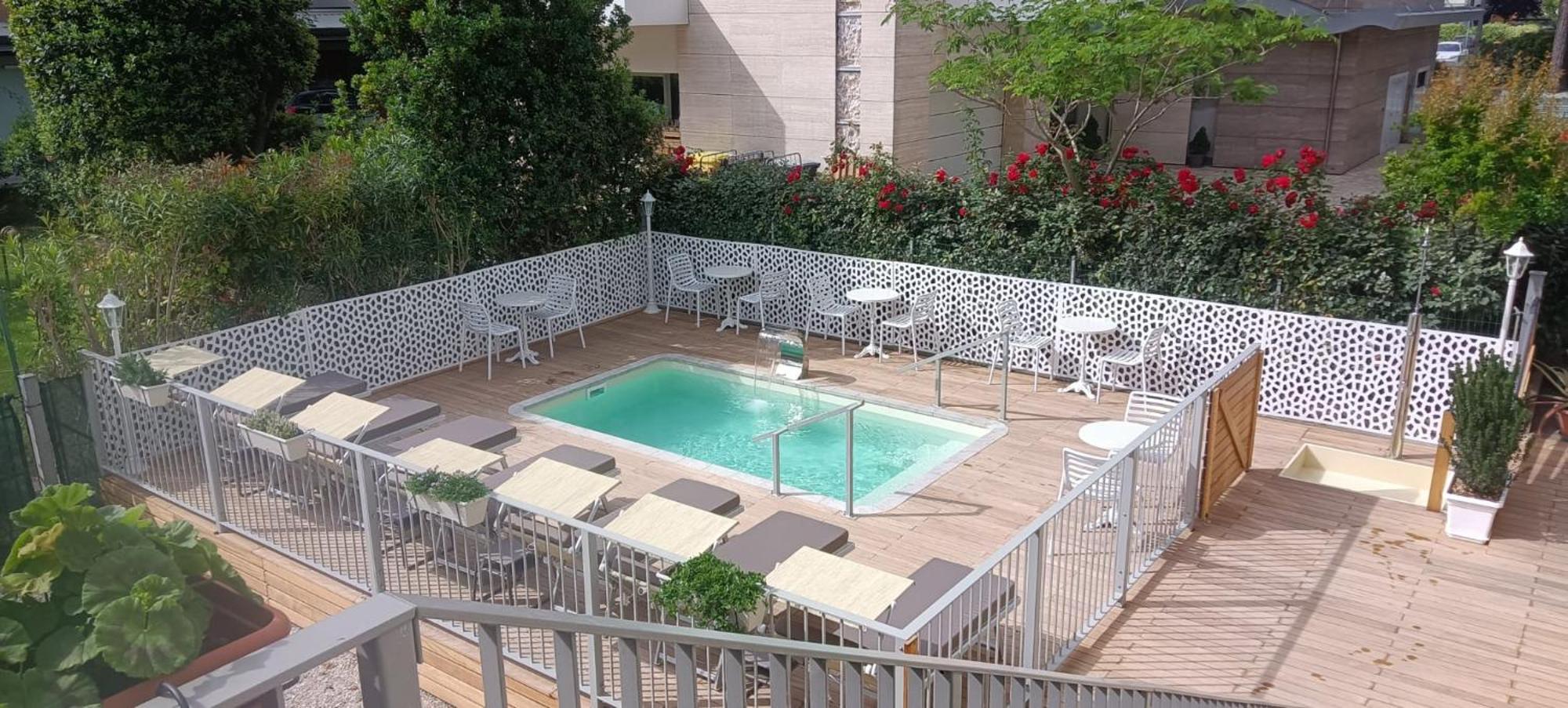 Hotel Belturismo Bellaria-Igea Marina Esterno foto