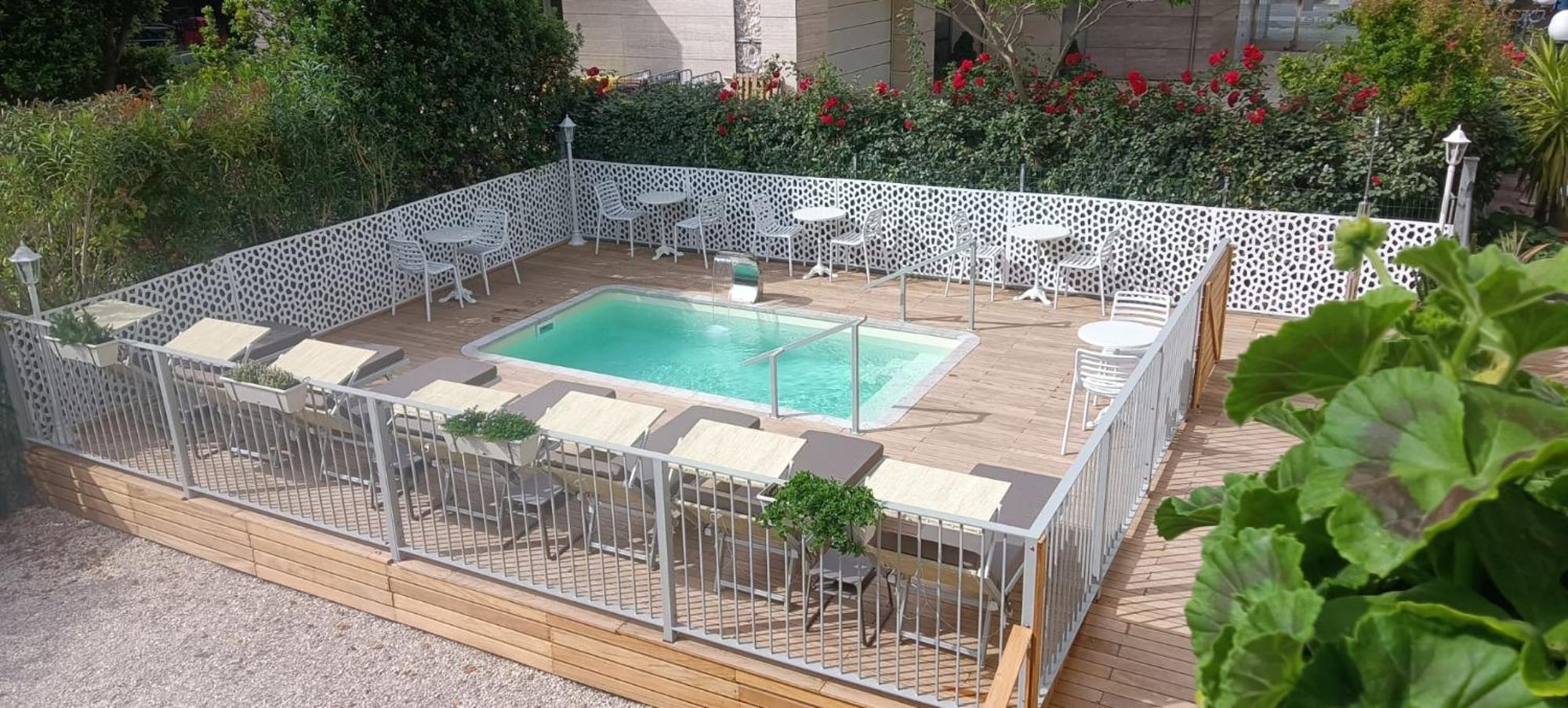 Hotel Belturismo Bellaria-Igea Marina Esterno foto